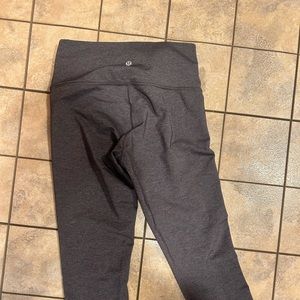 LULU lemon leggings